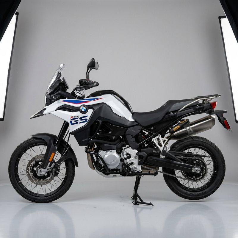 Moto Guzzi V7 III