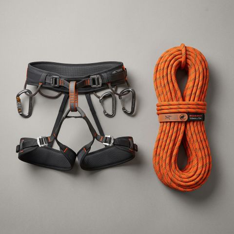 Climbing Harness + Rope Set